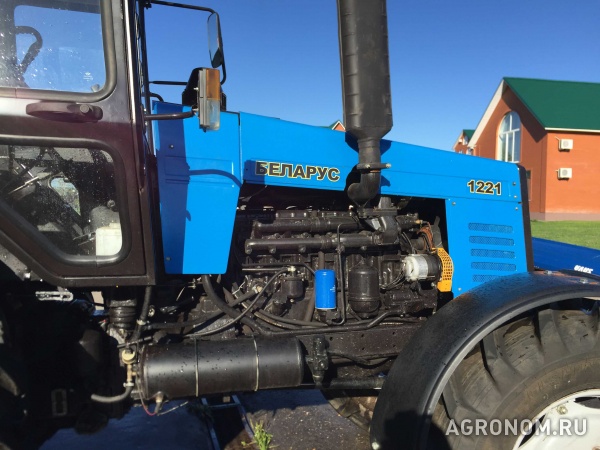 Продам трактор беларус-1221